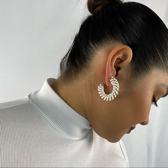 NWT Beaded White and Gold Hoops - Picture 8 of 8